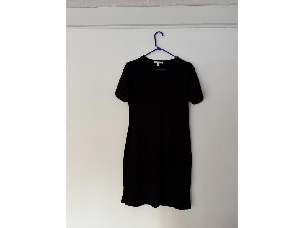 Athleta sweatshirt Black Short Sleeve dress size xs
